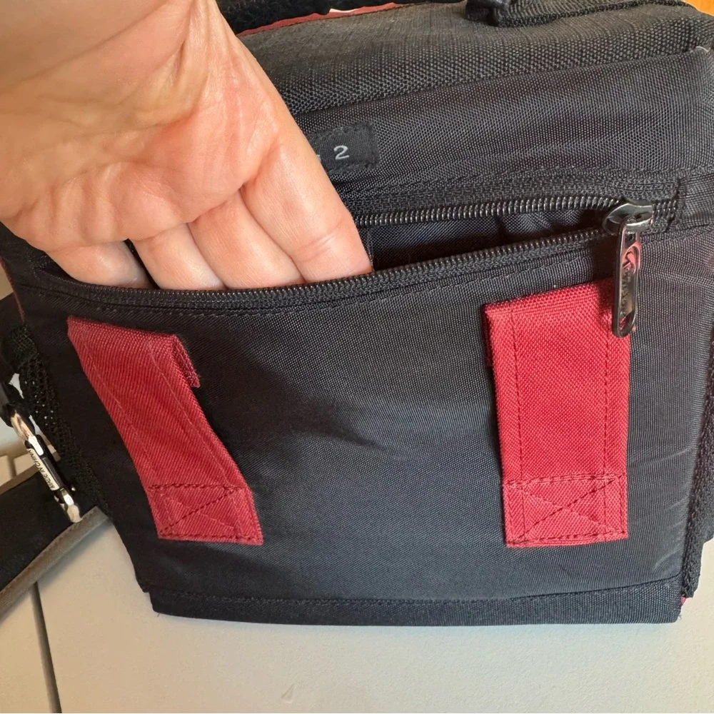 Lowepro Red Black Nylon Padded Large Unisex Camera Bag with Shoulder Strap